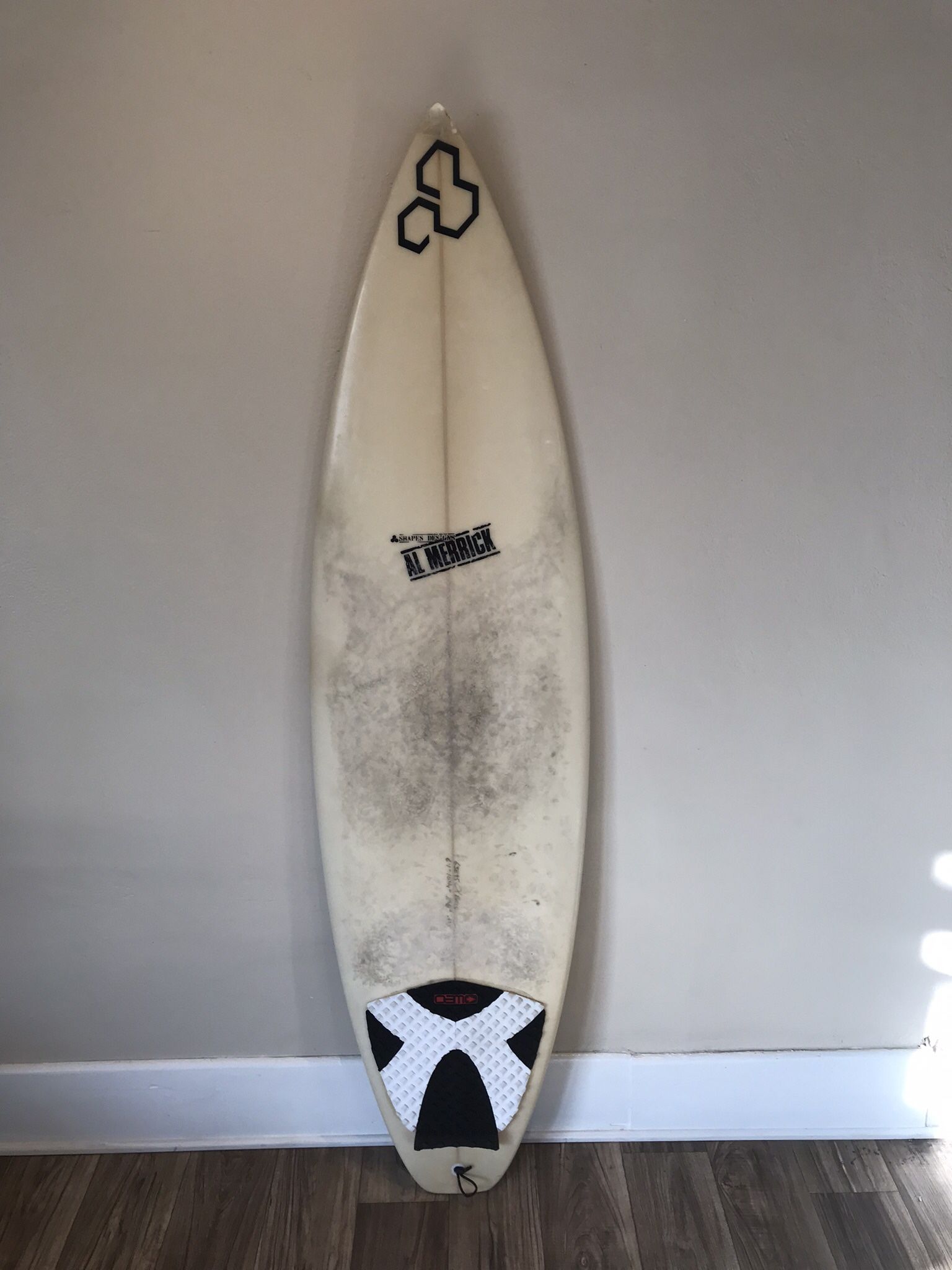 Surfboard 6’ 1