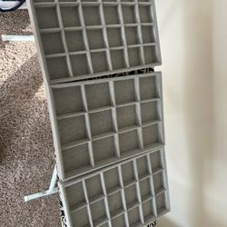 Jewelry organizer 