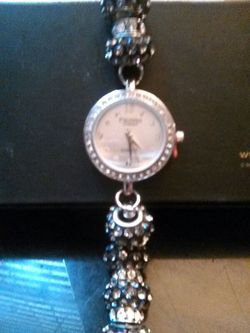 Ladies fashion watch
