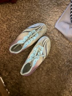 Free Track shoes