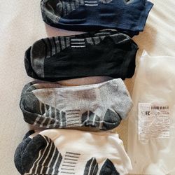 10 Pair Of New Socks