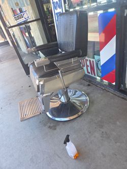 Barber chair