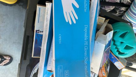 Disposable PE gloves