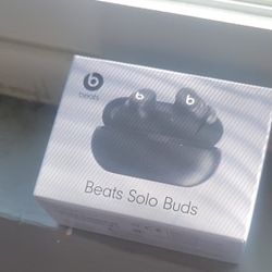 Beats Solo Buds