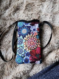 universal neoprene floral crossbody phone pouch