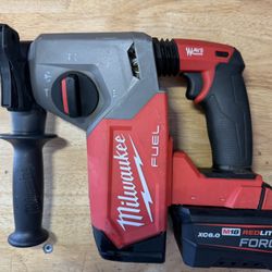 Milwaukee SDS M18 Brushless With Red lithium Forged Battery