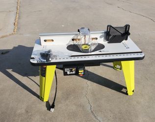 Ryobi Router Table with Accessories