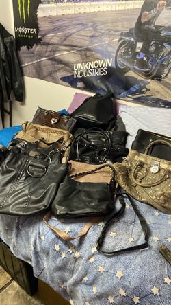 Mixed Lot of Women's Handbags and Purses