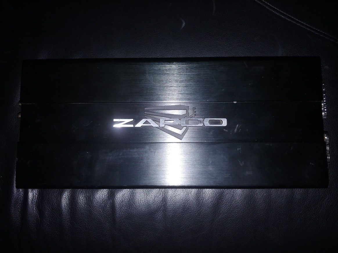 Zapco ST-1650XM monoblock Class D amplifier