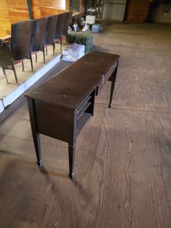 Bombay company computer desk