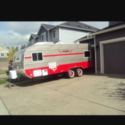 2017 22ft retro travel trailer