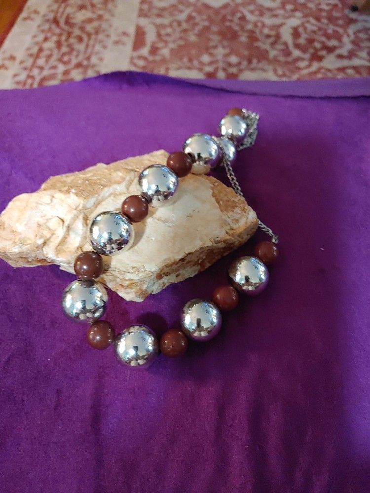 Classy Silver & red-brown Bead Necklace