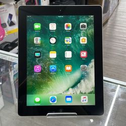 Great Condition Apple IPad 4th Gen Unlocked, 9.7 inch screen, Comes With Charging Cable