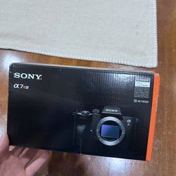 Alpha a7R IV A Full-Frame Mirrorless Camera Body