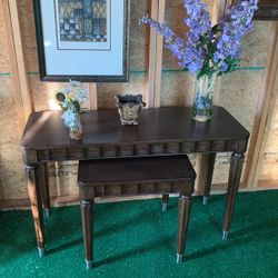 Set Of Beautiful Wood  Side Tables 3 Brand New