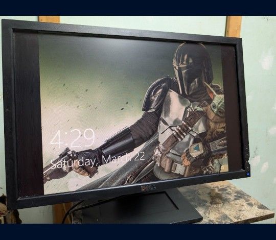 Dell 22" Monitor, E2210c w/stand, cord