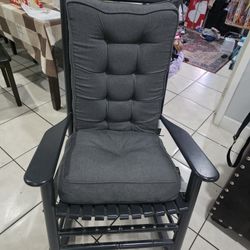 Rocking Chair 