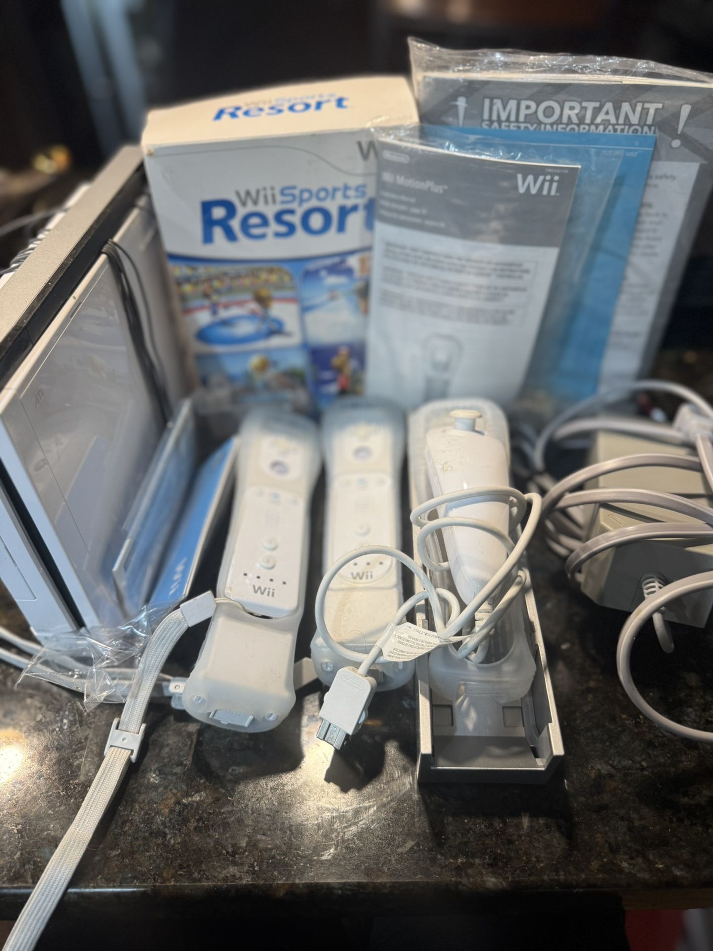 Wii Nintendo Game System