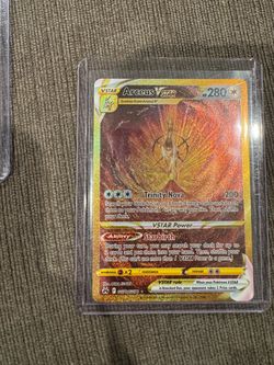 Arceus VSTAR GG70/GG70 Gold Secret Rare Pokémon Card