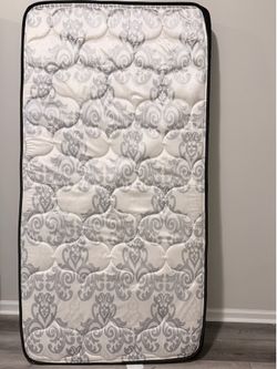 Twin mattress