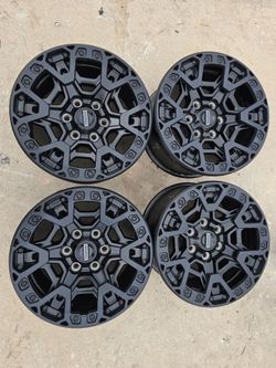 RAPTOR R BEADLOCK WHEELS SIZE 17" PRICE 1350