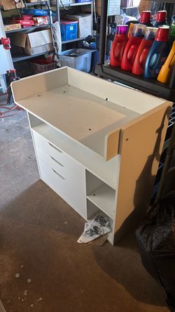Changing table