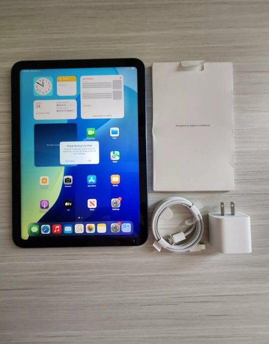 iPad 10th Generation Blue 256 Gb