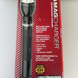 Magcharger Flashlight 