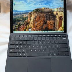 NICE MICROSOFT SURFACE PRO 6 WINDOWS TABLET i7 256GB 8GB RAM