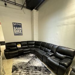 Beautiful Black Madrid Sectional Sofa!$1499!*SAME DAY DELIVERY*NO CREDIT NEEDED*EASY FINANCING*HUGE SALE*