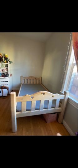 Twin Heart Bed Frame
