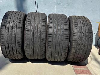 ♦️‼️ 285 45 R 20 Firelli tires en perfectas condiciones de Vida
