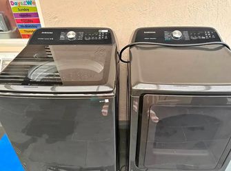 Washer and dryer set