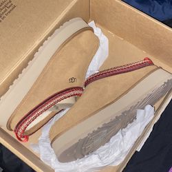 Ugg