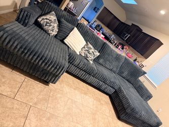 Large Gray Ribbed Fabric Sectional Sofa