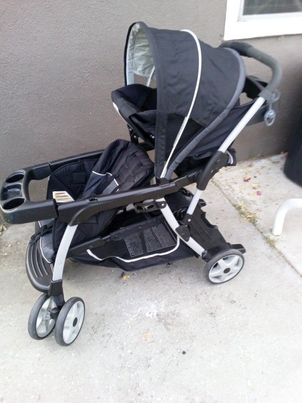 Stroller 