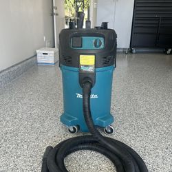 Makita Vac