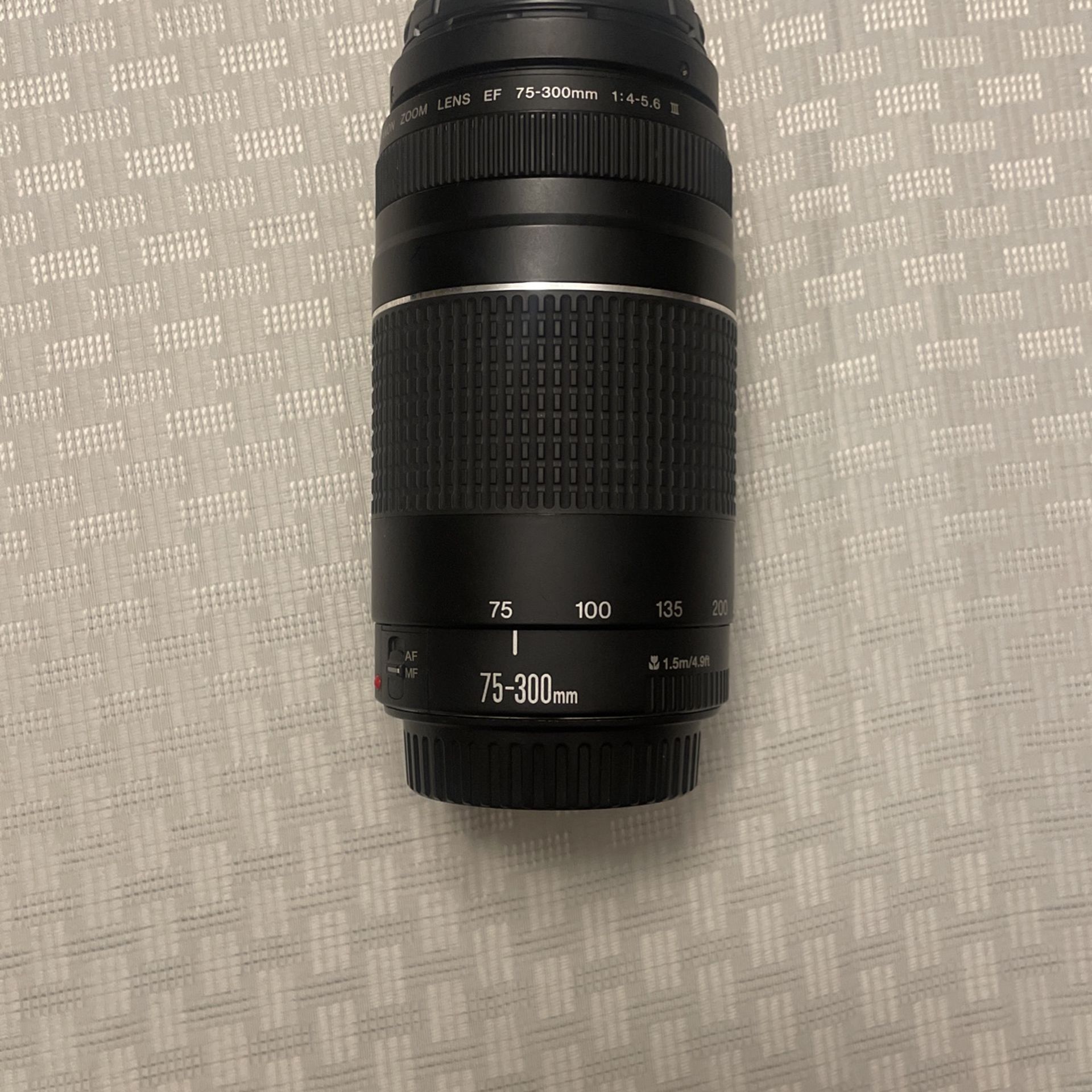Cannon Zoom Lens EF 75-300mm F/4-F/5.6 -Local Pickup Only No Delivery!