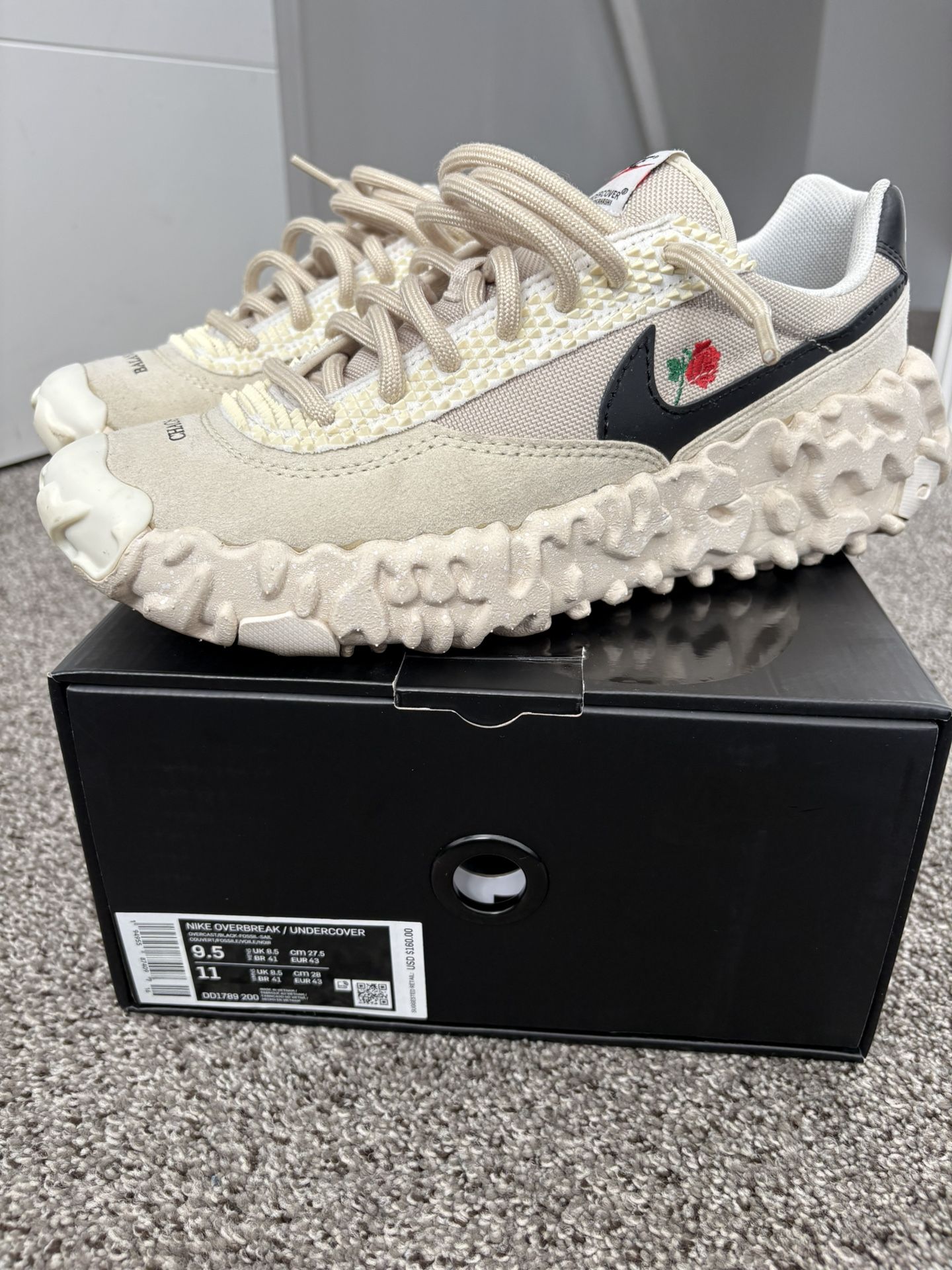 Nike Overbreak Shoes Size 9.5