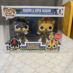 Brand New Shadow And Super Shadow Sonic 2 Pack Glow In The Dark