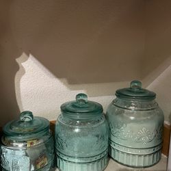 Lots Of Stuff For Sale Due  To Moving