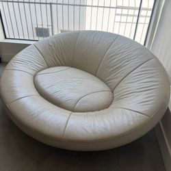 Jane Worthington DS-152 Sofa by De Sede – Leather Circular Couch