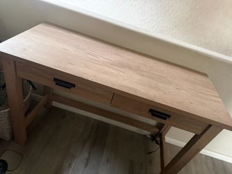 Desk 180 $