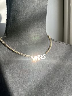 Gold Vibes Necklace