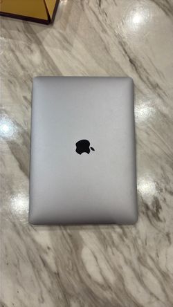 MacBook Air M1 2020 13” 8GB RAM 256GB SSD - Excellent Condition