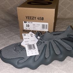 Yeezy 450 Stone Gray Adidas Size 9 & 10