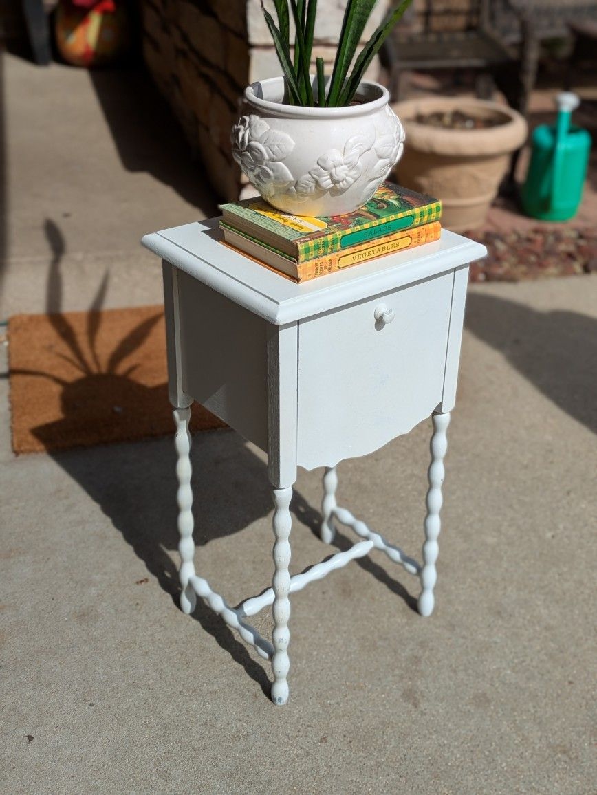 Antique Cigar table Humidor Cabinet With Spindle Legs And Copper Inside Cabinet