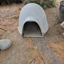 XL Dogloo Dog House 