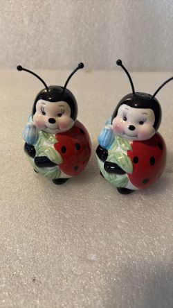 Vintage Ladybug Salt & Pepper Shakers Ceramic Pair w/ Stoppers
