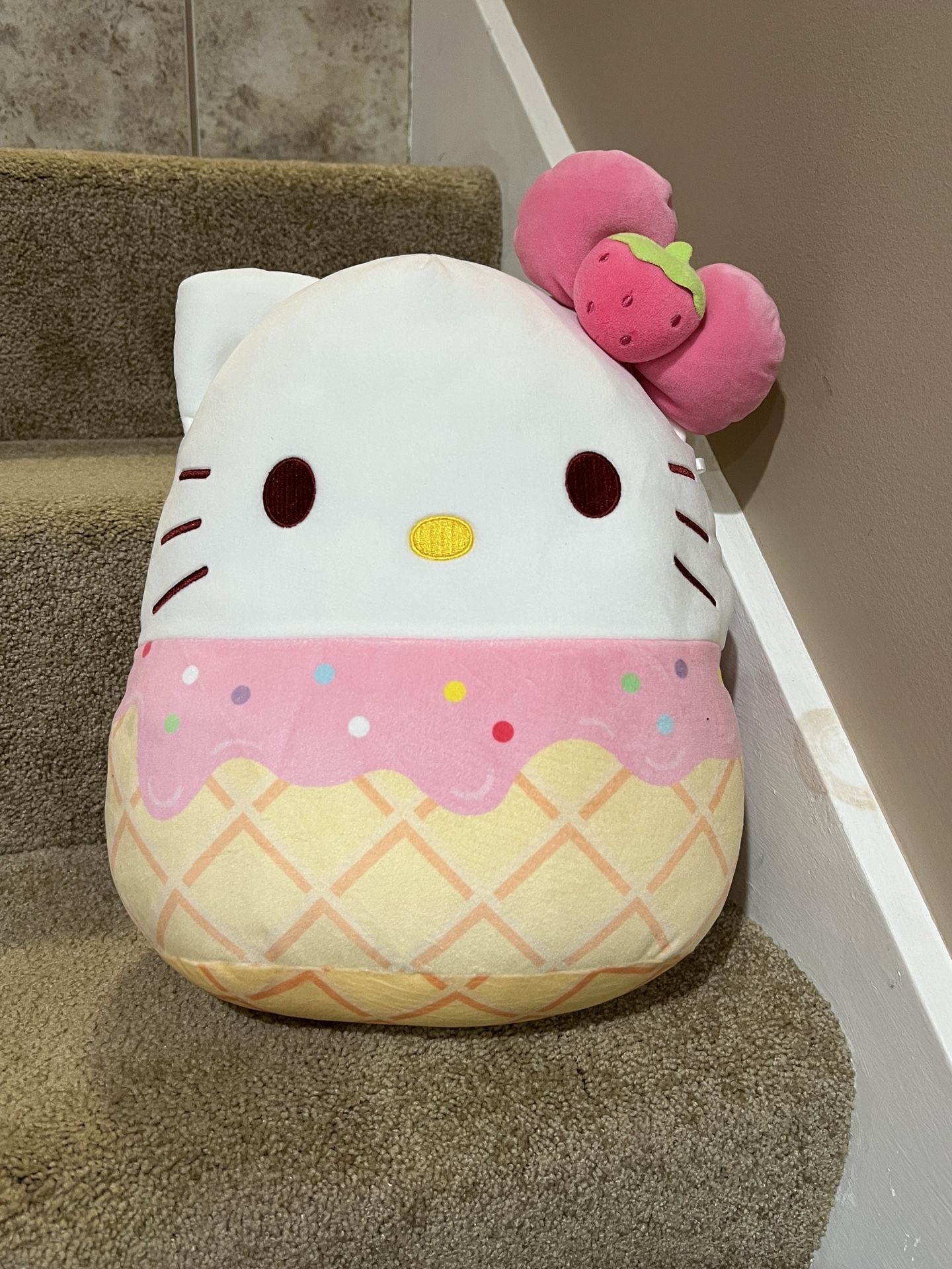 Squishmallow Hello Kitty Ice Cream Plush Exclusive Sanrio Limited Edition 12”